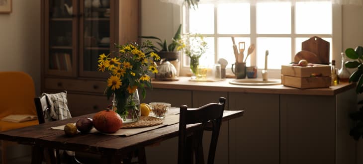 cosy earthy kitchen