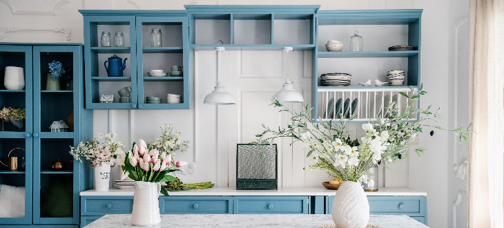 blue kitchen with open shelves
